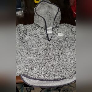 Abercrombie Kids Cozy Gray Sherpa 1/4 zip Hooded Pull Over. Size 9/10.